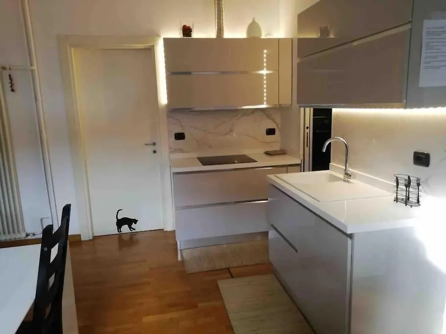 Trilocale Centrale - Buenos Vibes Milan Apartment